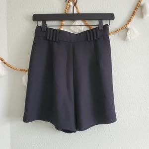 Gantos || 90's high rise chiffon shorts